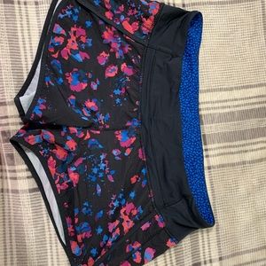 Rare style LuLulemon active shorts.
